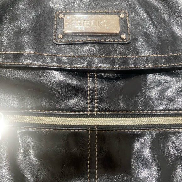 Relic black leather Crossbody bag purse VGUC  see pictures for minor wear - Picture 2 of 6